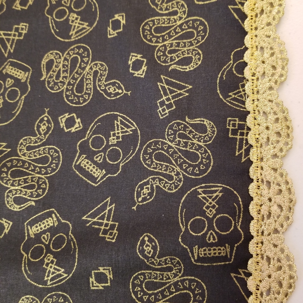 Handmade Table Runner/Centerpiece Set - Picture 5 of 6